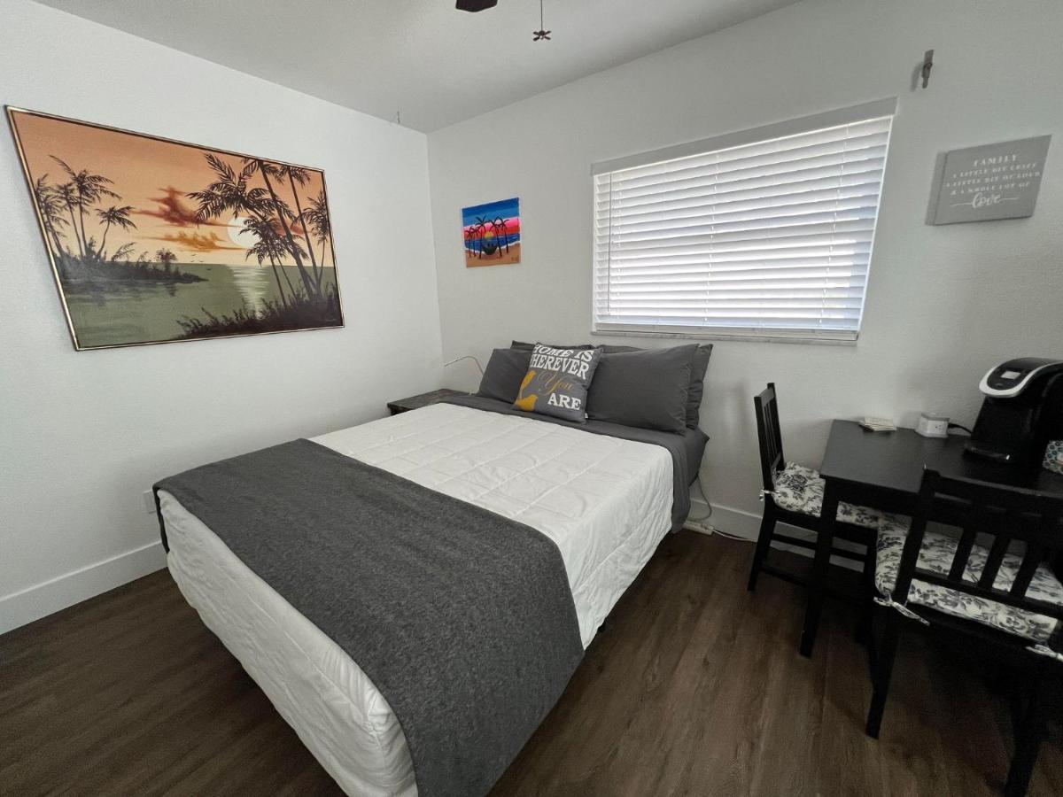 Cozy Private Studio W/Own Yard - 3Mi From Beach Seminole Extérieur photo