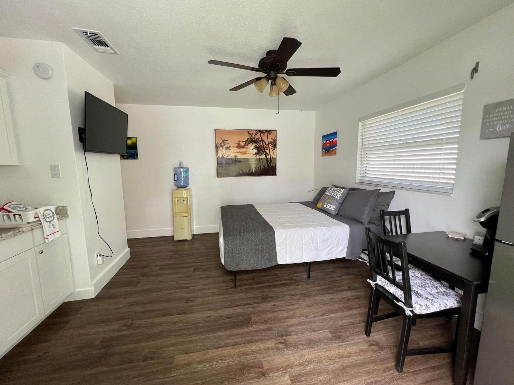 Cozy Private Studio W/Own Yard - 3Mi From Beach Seminole Extérieur photo